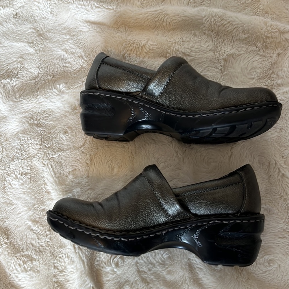 BOC Peggy Clog-Gun Medal - Picture 6 of 7